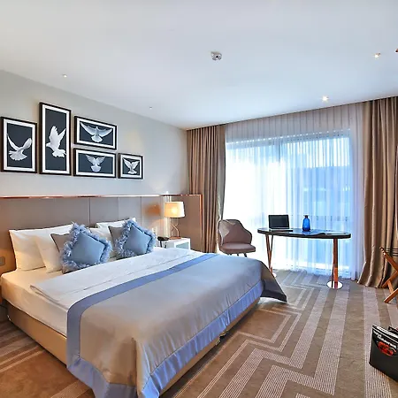 Lionel Otel 5*