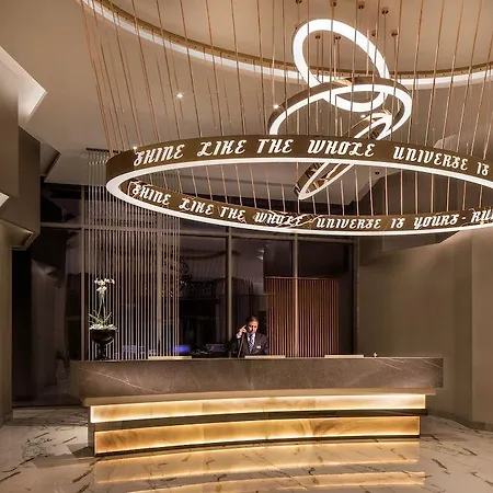 Lionel Otel