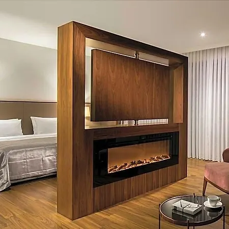 Lionel 5* Istanbul